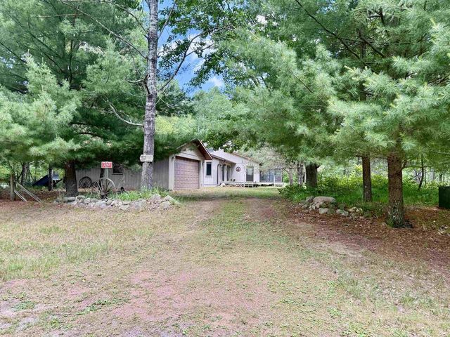 2242 W 15th Avenue, Adams, WI 53910