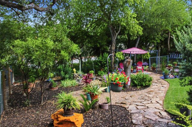 102 Elm Hill CT, San Marcos, TX 78666