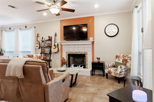 102 Elm Hill CT, San Marcos, TX 78666