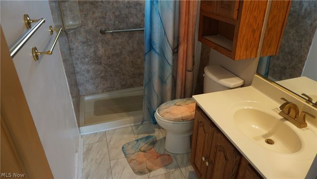 5716 Champaign Avenue, Brook Park, OH 44142