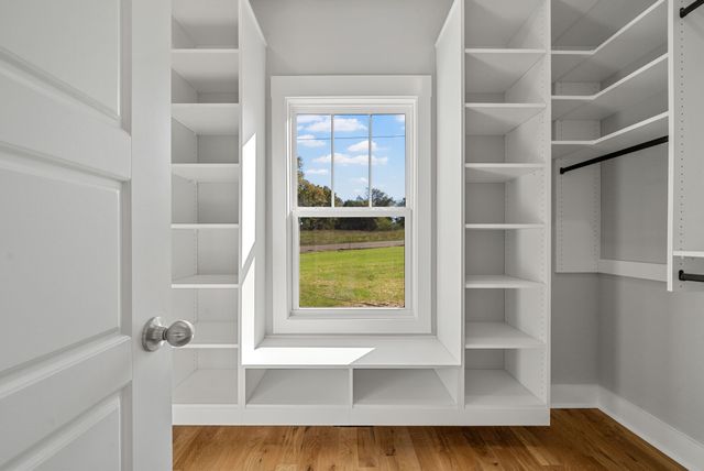 1808 Gholson Rd, Clarksville, TN 37043