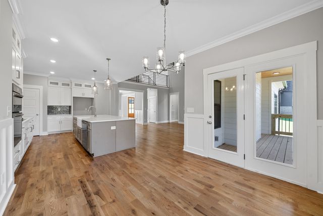 1808 Gholson Rd, Clarksville, TN 37043