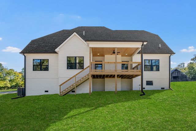 1808 Gholson Rd, Clarksville, TN 37043