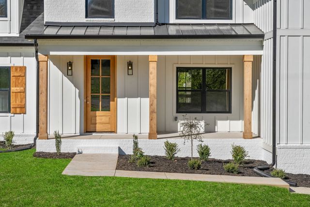 1808 Gholson Rd, Clarksville, TN 37043