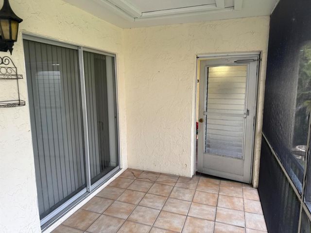 5795 La Pinata Boulevard C-2, Greenacres, FL 33463