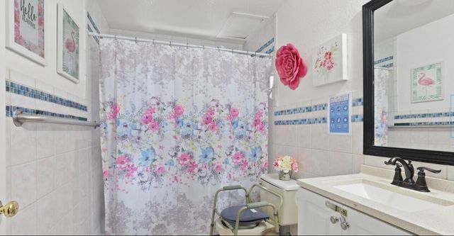 Address unavailable.