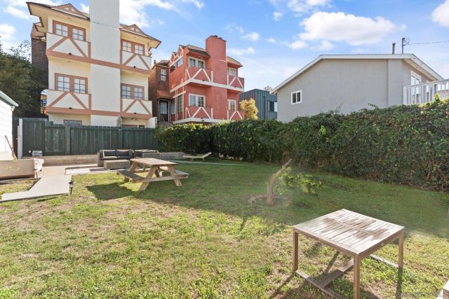 643 Nautilus, La Jolla, CA 92037