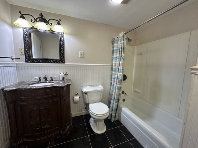 6 Fresh Pond Cir 1, Plymouth, MA 02360