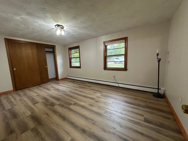 6 Fresh Pond Cir 1, Plymouth, MA 02360