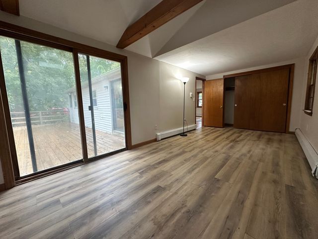 6 Fresh Pond Cir 1, Plymouth, MA 02360