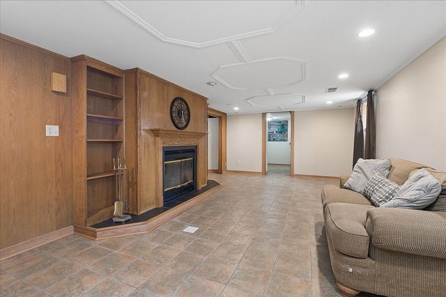 17627 S 65th Avenue, Tinley Park, IL 60477