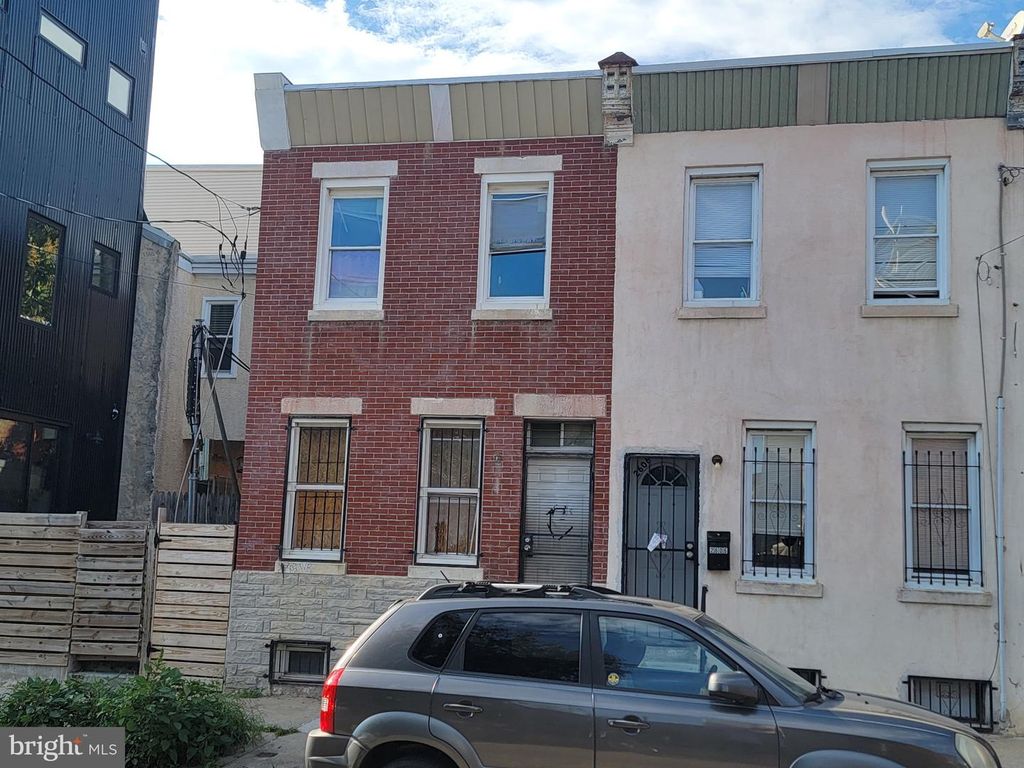2604 JASPER ST, PHILADELPHIA, PA 19125 — photo 2