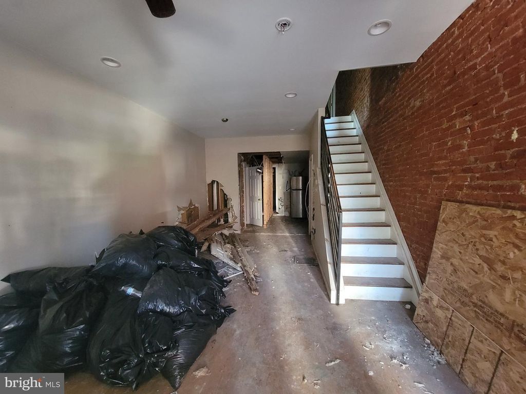 2604 JASPER ST, PHILADELPHIA, PA 19125 — photo 3