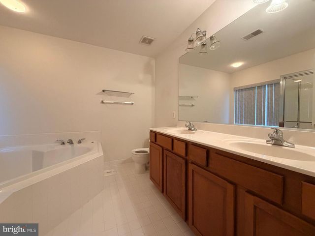 18722 BROKEN OAK RD, Boyds, MD 20841