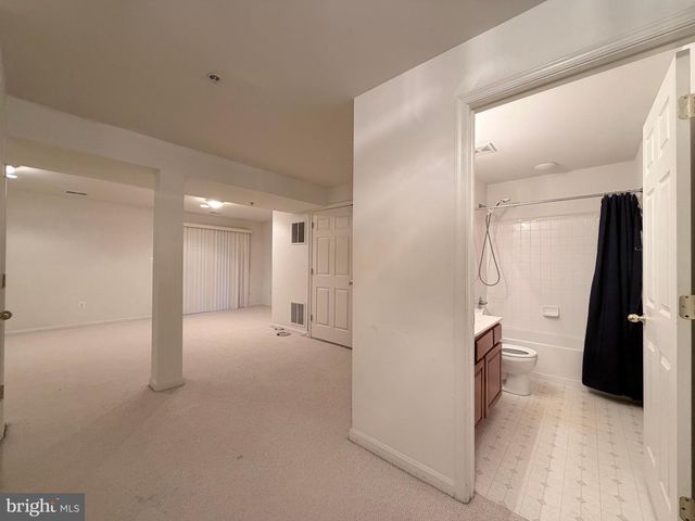 18722 BROKEN OAK RD, Boyds, MD 20841