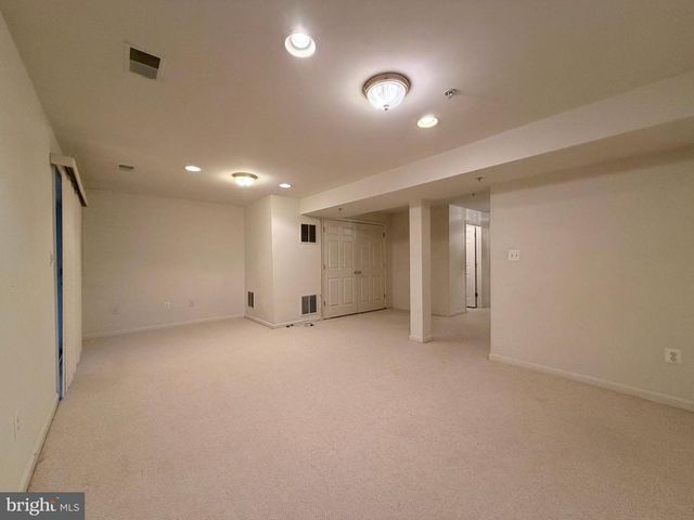 18722 BROKEN OAK RD, Boyds, MD 20841