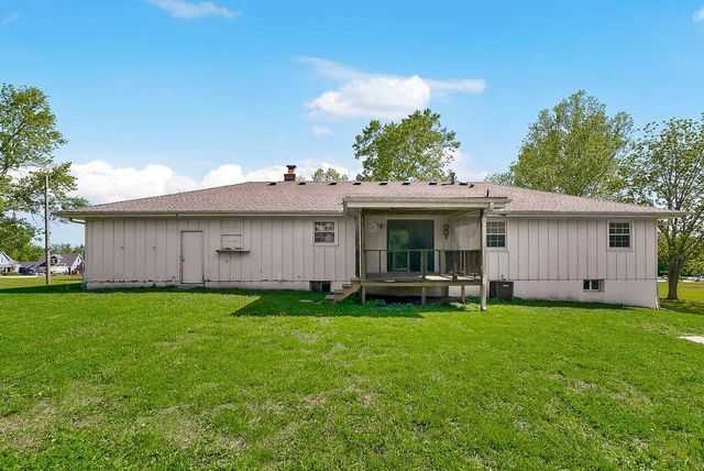 15706 E 245th Street, Peculiar, MO 64078