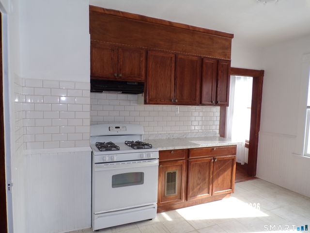 17 Holbrook Street, Ansonia, CT 06401