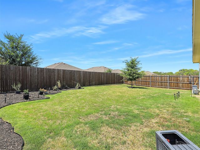 775 Camden Drive, Lavon, TX 75166
