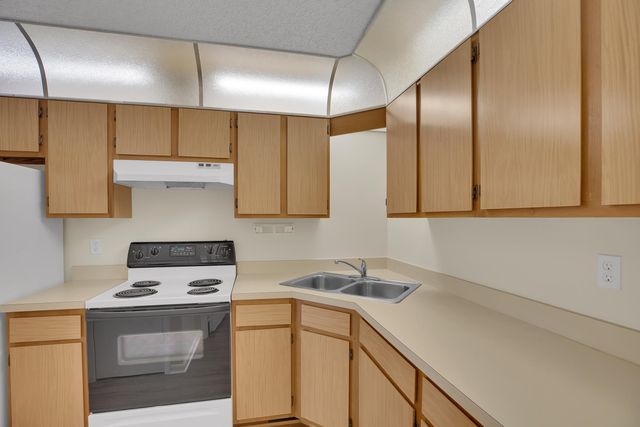 2007 Oleander Boulevard Apt D, Fort Pierce, FL 34950