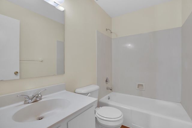 2007 Oleander Boulevard Apt D, Fort Pierce, FL 34950