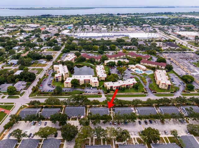2007 Oleander Boulevard Apt D, Fort Pierce, FL 34950