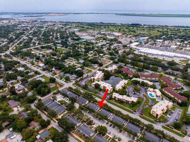 2007 Oleander Boulevard Apt D, Fort Pierce, FL 34950