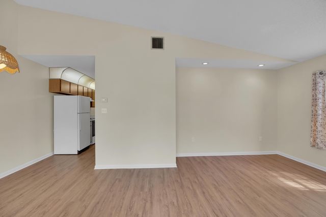 2007 Oleander Boulevard Apt D, Fort Pierce, FL 34950