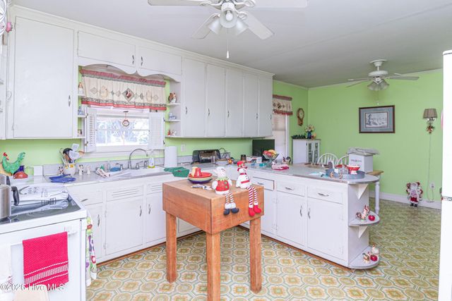 848 Us Highway 13 S, Goldsboro, NC 27530