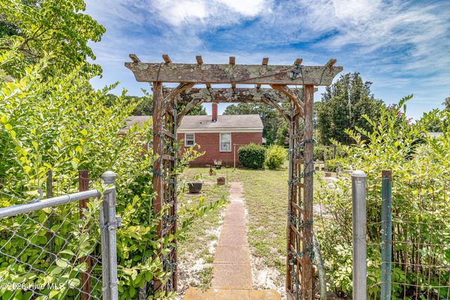 848 Us Highway 13 S, Goldsboro, NC 27530