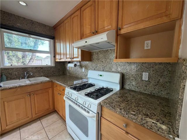 3017 W Victory, Burbank, CA 91505