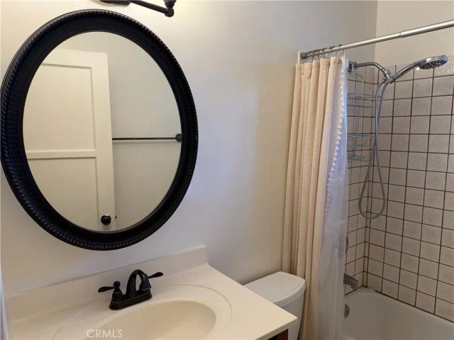 3017 W Victory, Burbank, CA 91505
