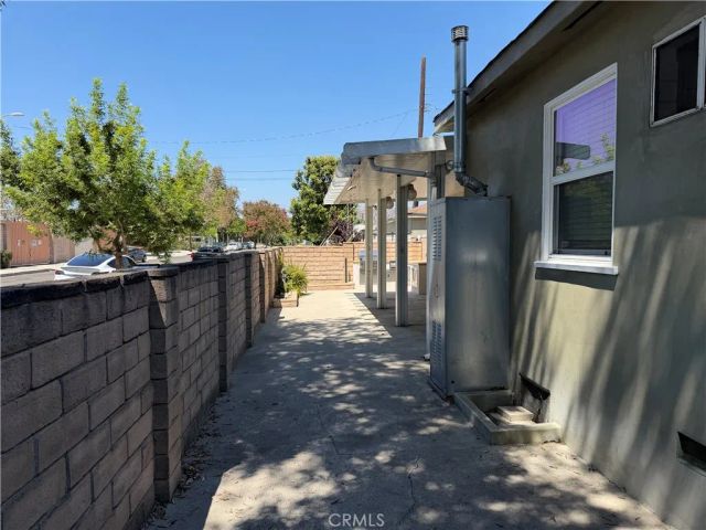 3017 W Victory, Burbank, CA 91505