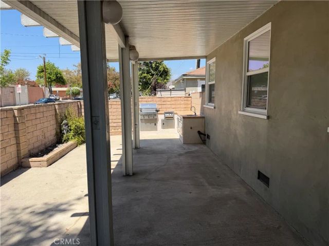 3017 W Victory, Burbank, CA 91505