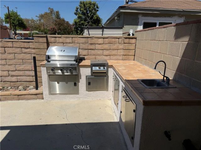 3017 W Victory, Burbank, CA 91505