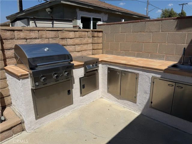 3017 W Victory, Burbank, CA 91505