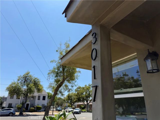3017 W Victory, Burbank, CA 91505