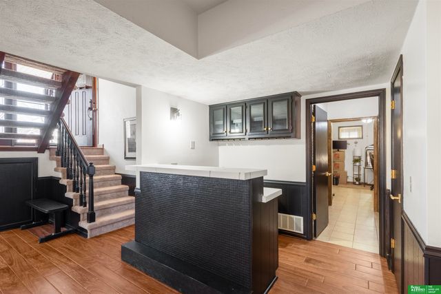 902 Iron Road, Papillion, NE 68046