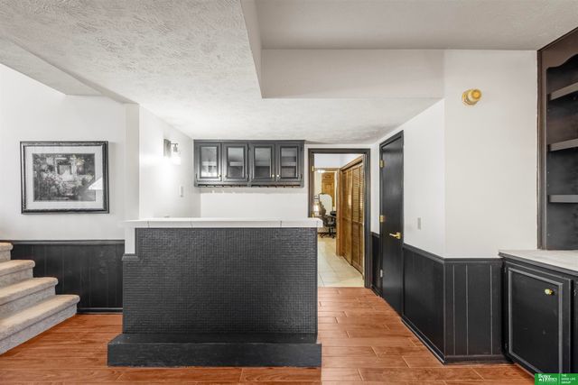 902 Iron Road, Papillion, NE 68046