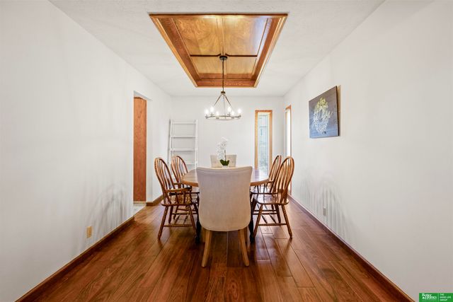 902 Iron Road, Papillion, NE 68046