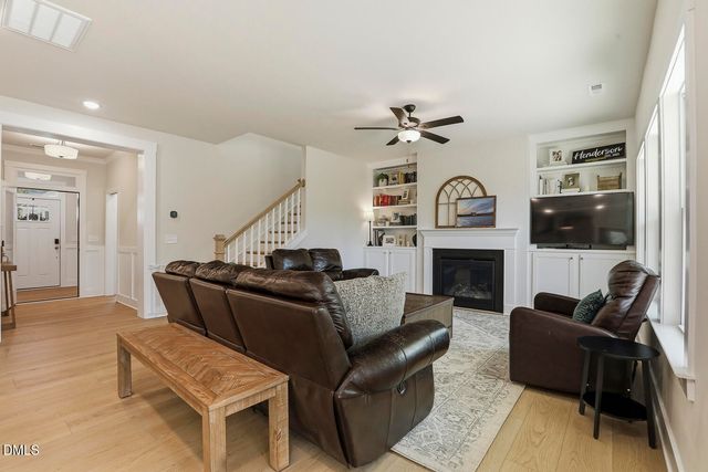 1912 Old Bramble Lane, Fuquay Varina, NC 27526