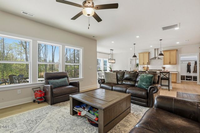 1912 Old Bramble Lane, Fuquay Varina, NC 27526