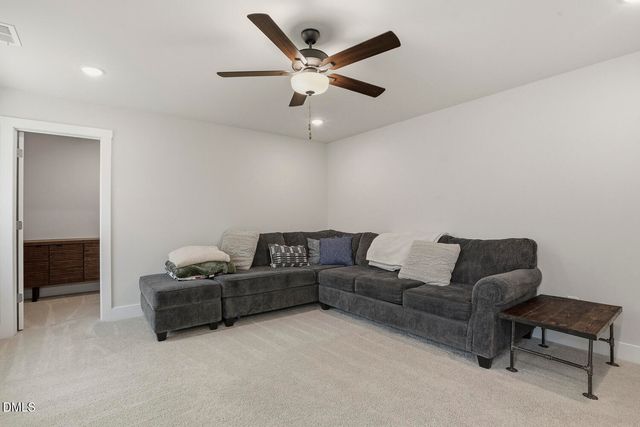 1912 Old Bramble Lane, Fuquay Varina, NC 27526