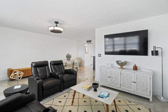 4701 Martinique Dr H4, Coconut Creek, FL 33066