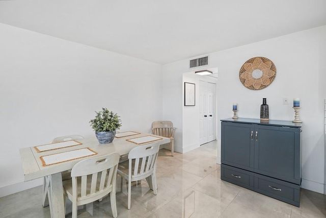 4701 Martinique Dr H4, Coconut Creek, FL 33066