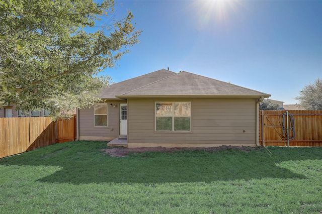 5800 Silver Screen DR, Austin, TX 78747