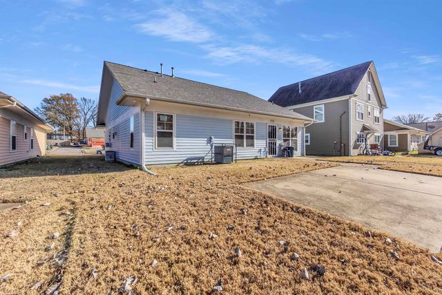 717 HILYARD LN, Memphis, TN 38126