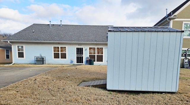 717 HILYARD LN, Memphis, TN 38126