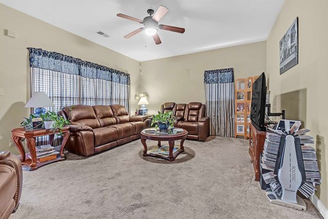 717 HILYARD LN, Memphis, TN 38126