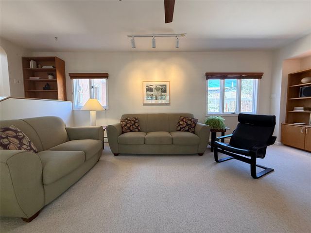 4643 Idlewilde Lane SE, Albuquerque, NM 87108